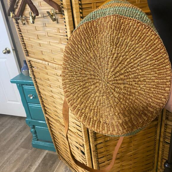 Artisan Woven Straw & Leather Saddle Bag Crossbody – Handcrafted Boho Satchel - Picture 9 of 9